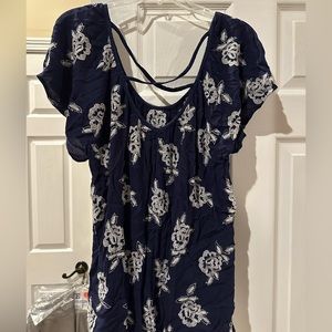 Size 1 Torrid cross back floral top